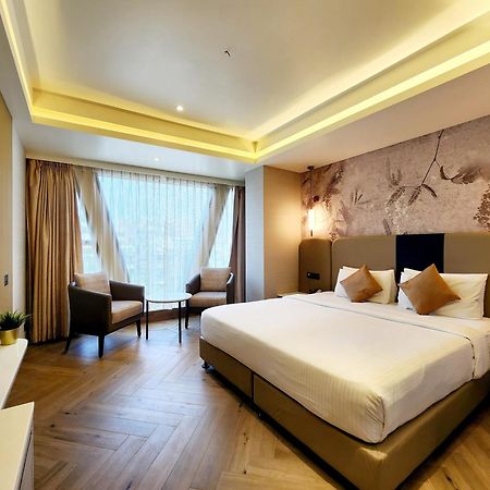 Dragonfly Hotel - The Art Hotel Bombaim Exterior foto