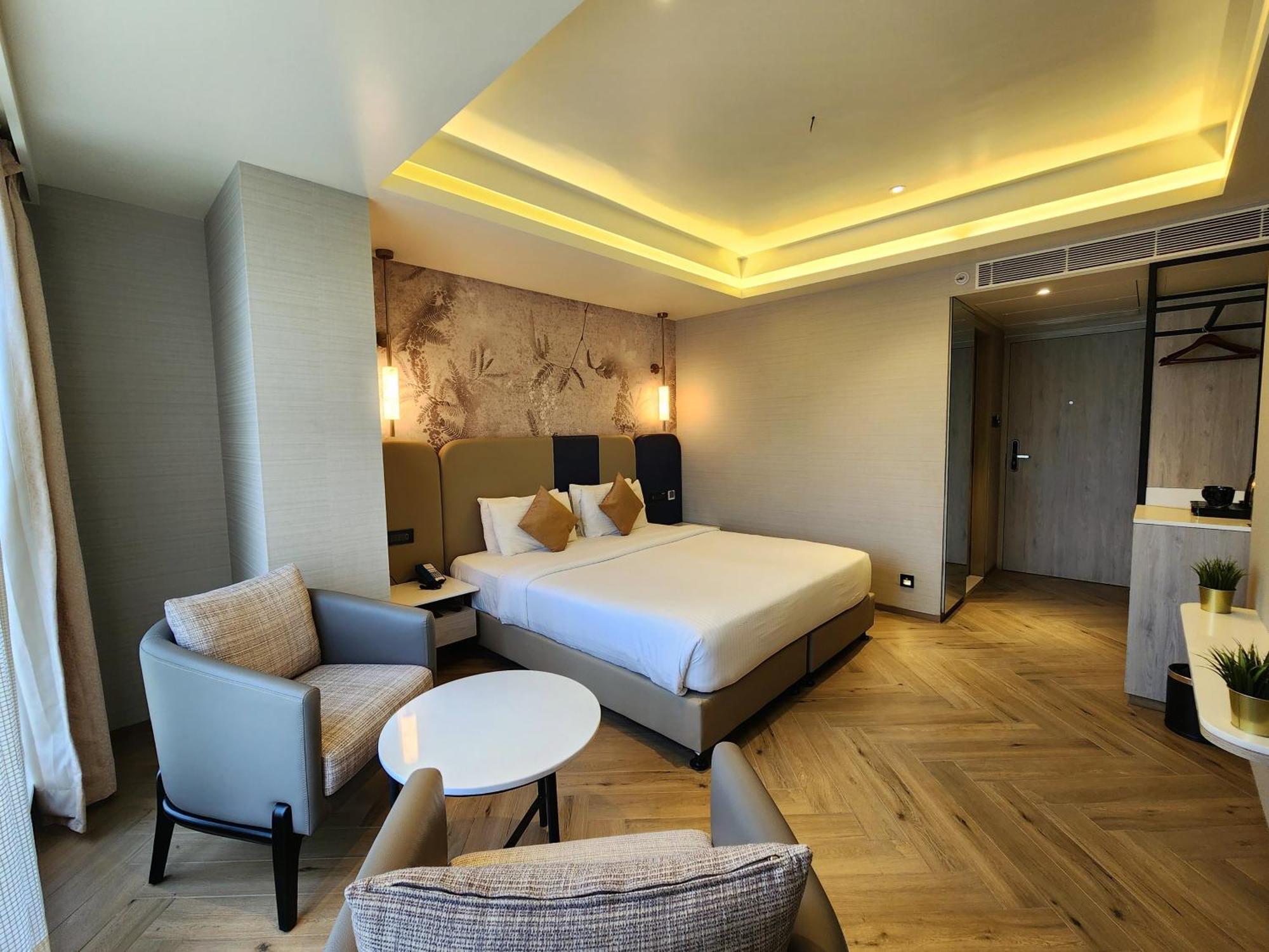 Dragonfly Hotel - The Art Hotel Bombaim Exterior foto