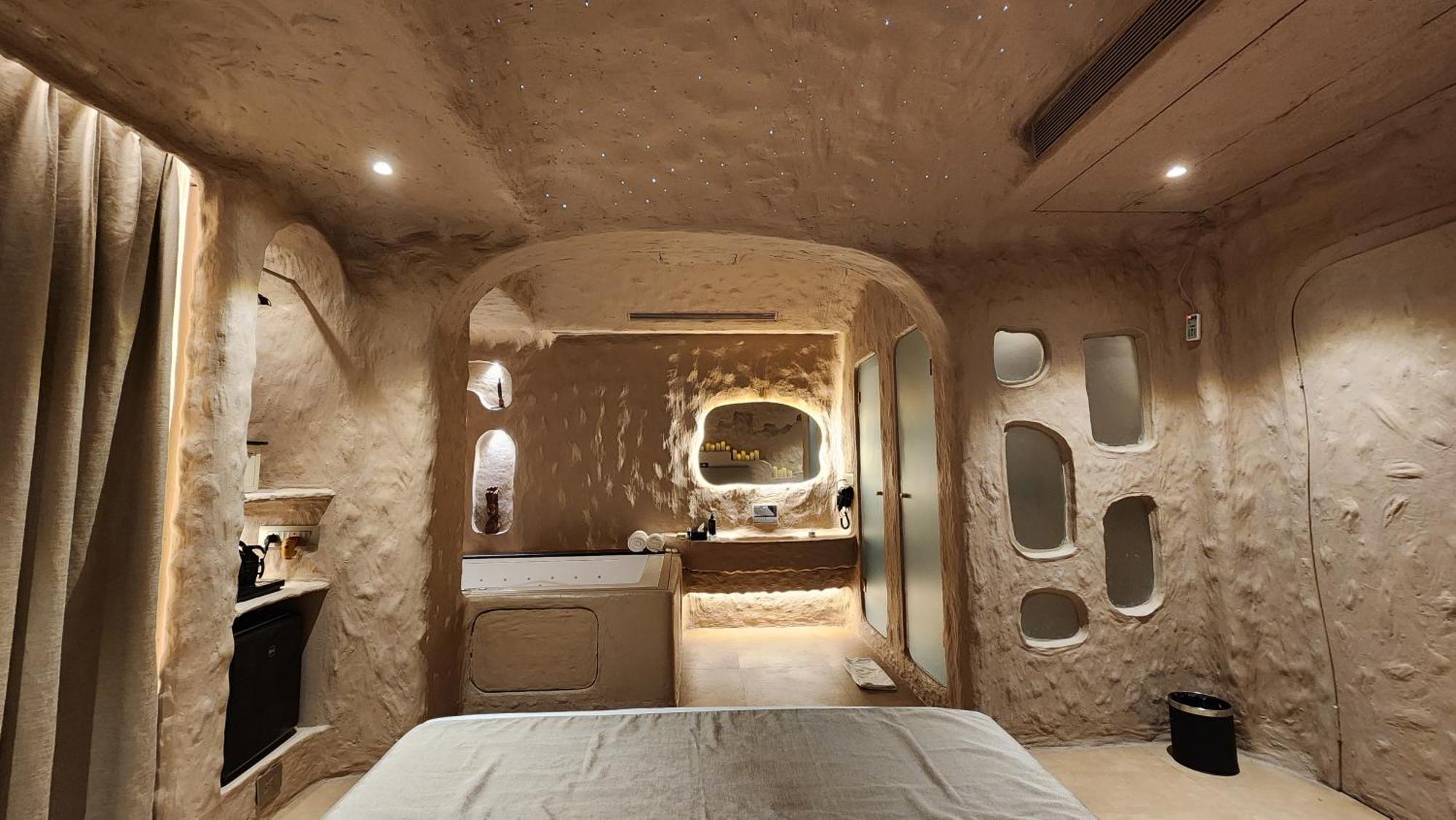 Dragonfly Hotel - The Art Hotel Bombaim Exterior foto