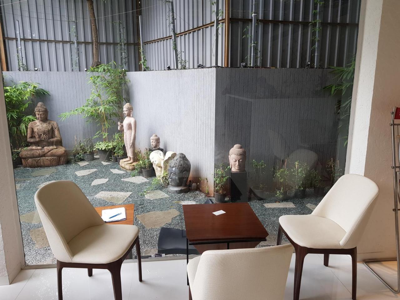 Dragonfly Hotel - The Art Hotel Bombaim Exterior foto