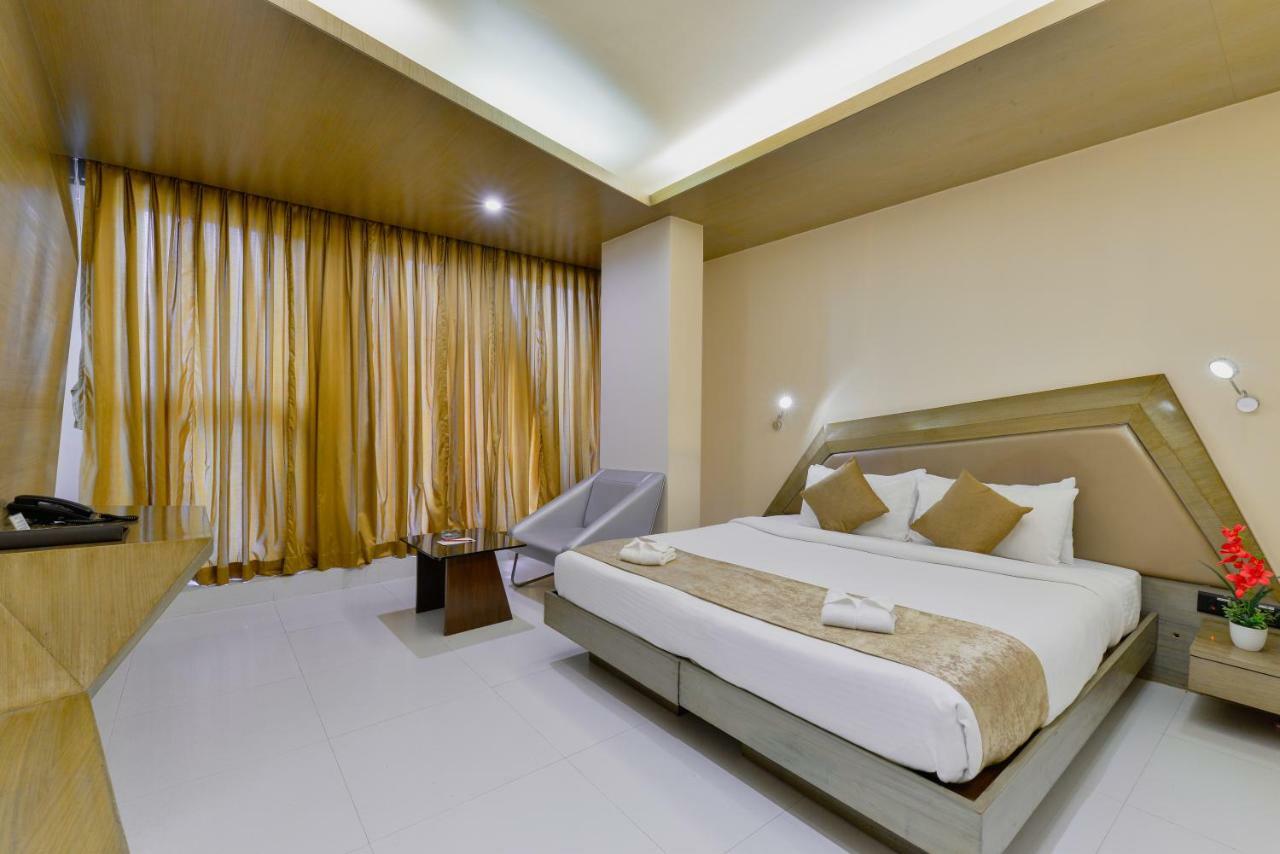 Dragonfly Hotel - The Art Hotel Bombaim Exterior foto